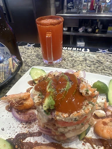 Mariscos La Marea Irving photo 6