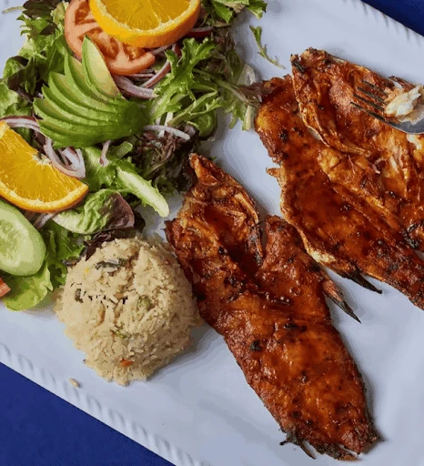 Mariscos La Marea Irving photo 4